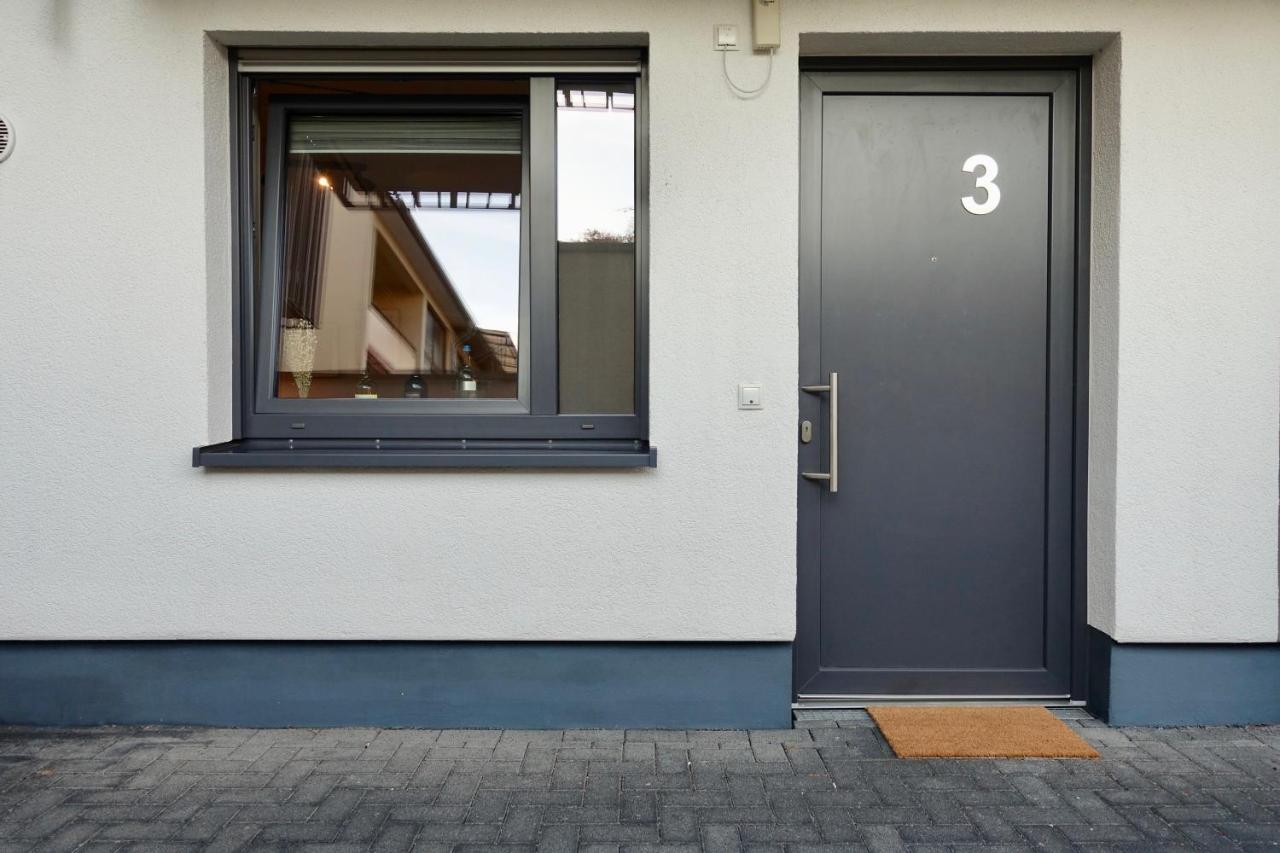 NEU - gemütliches und modernes Apartment mit Stellplatz Coblenza Exterior foto