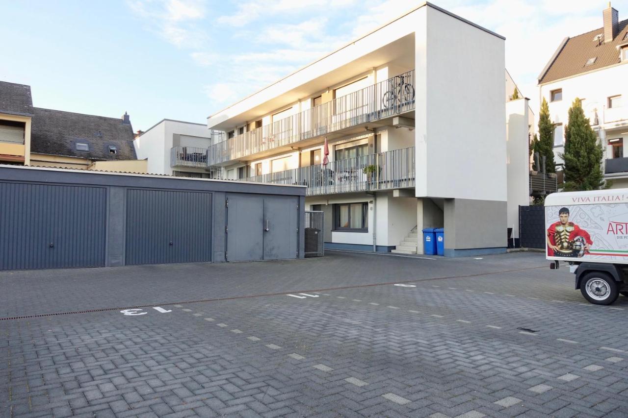 NEU - gemütliches und modernes Apartment mit Stellplatz Coblenza Exterior foto